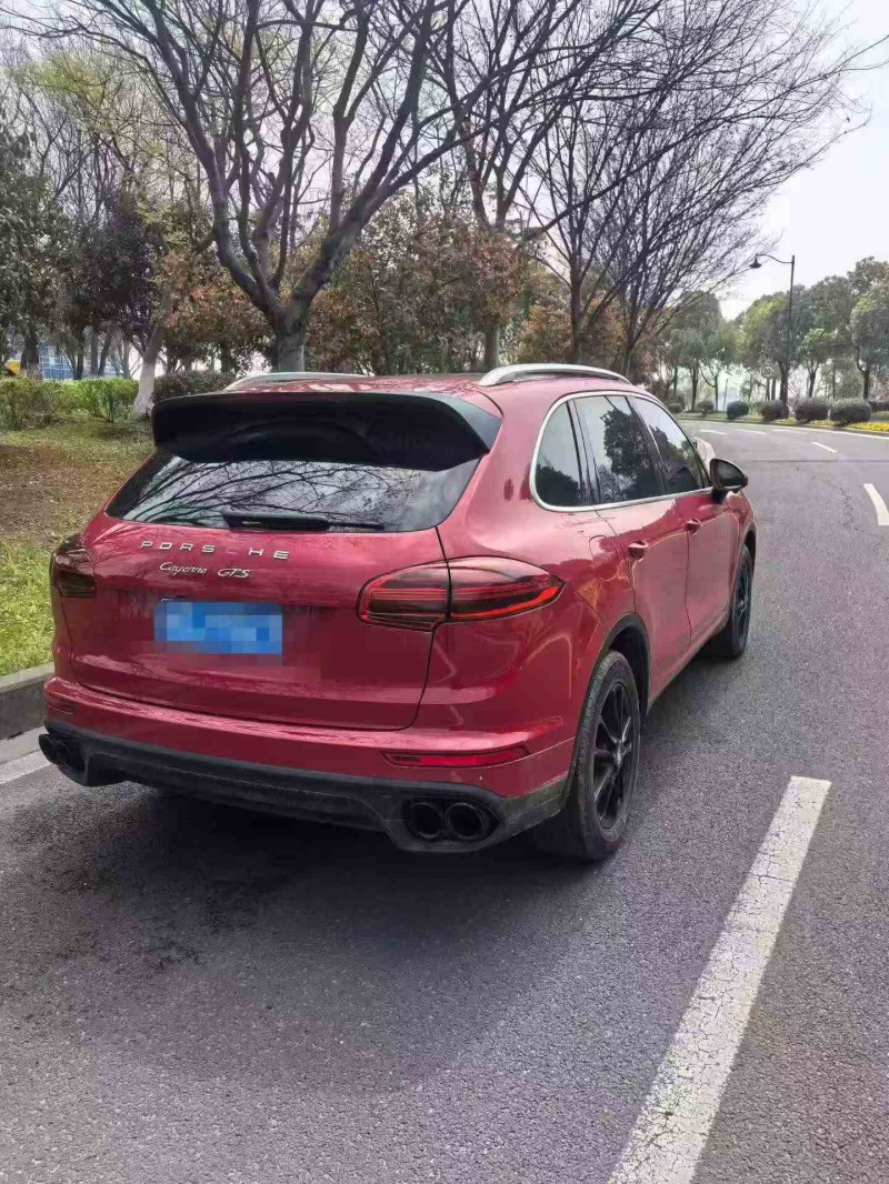 嘉兴17年保时捷卡宴7