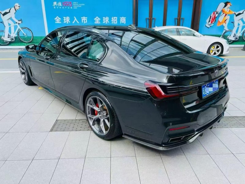 深圳20年宝马7系8