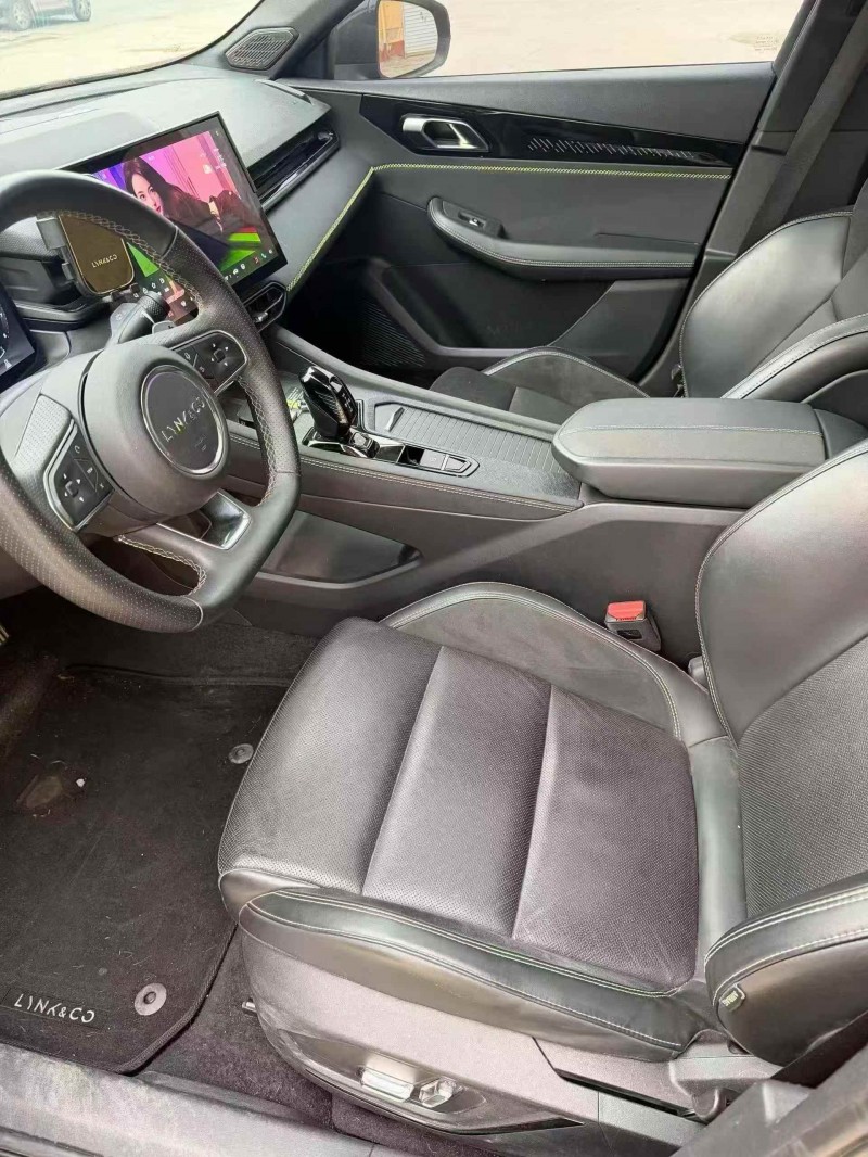 淄博24年领克036