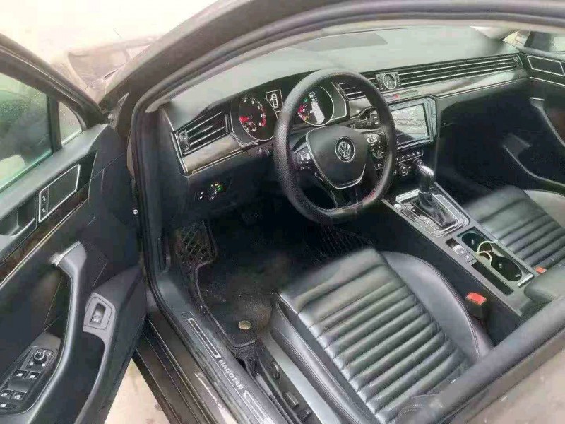 保定19年大众迈腾5