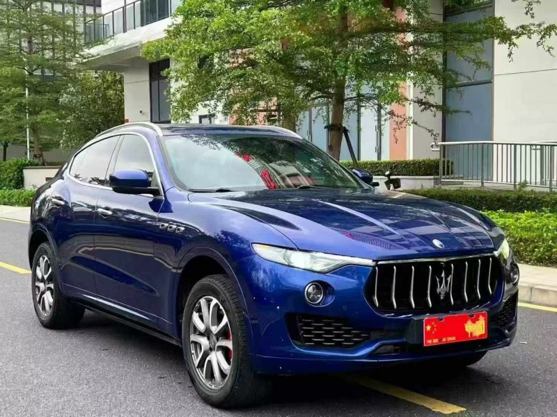 汕头17年玛莎拉蒂Levante2