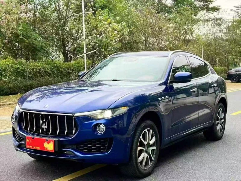 汕头17年玛莎拉蒂Levante3