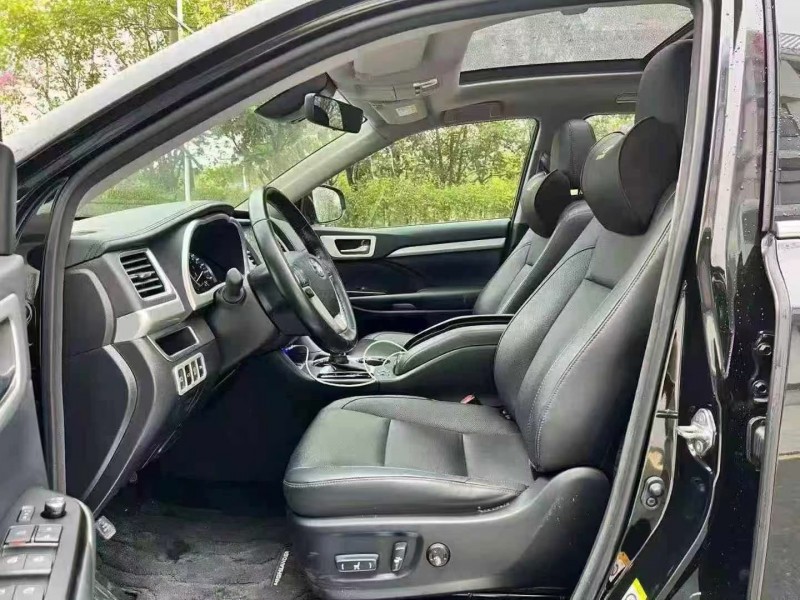 珠海19年丰田汉兰达4