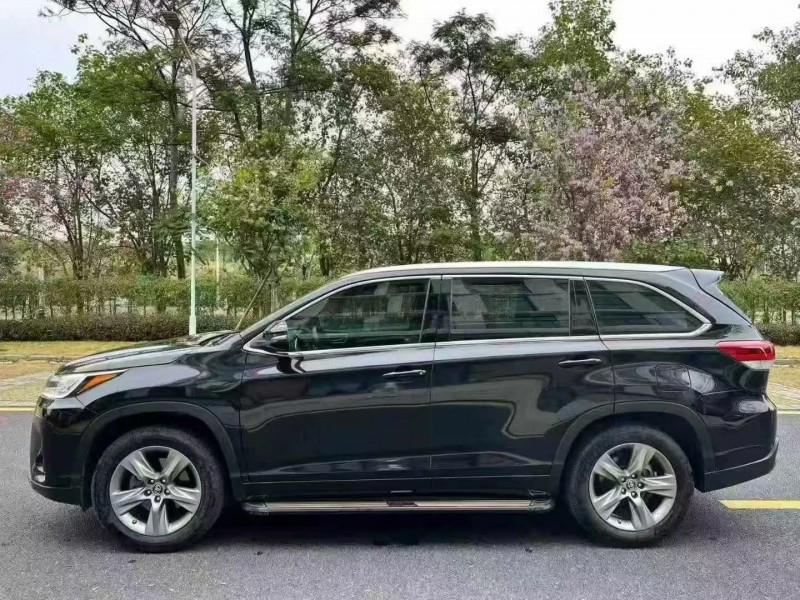 珠海19年丰田汉兰达5