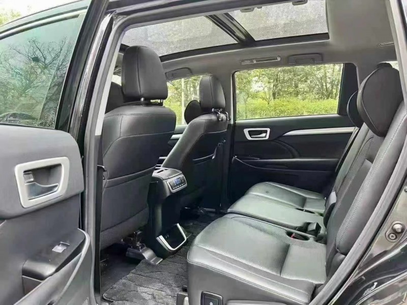 珠海19年丰田汉兰达6