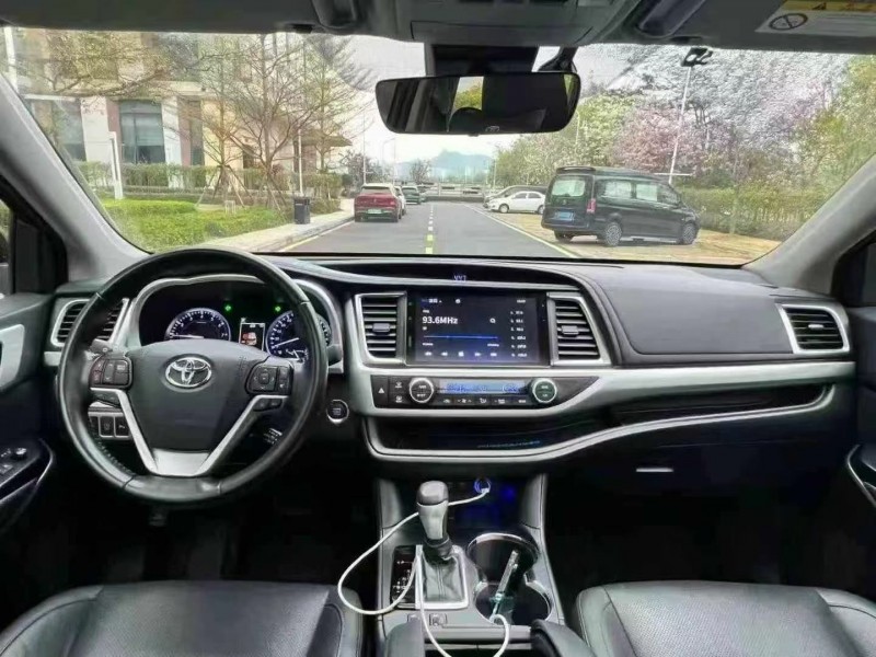 珠海19年丰田汉兰达7