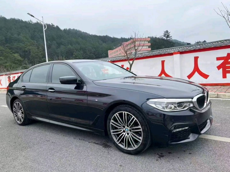 黔东南18年宝马5系3