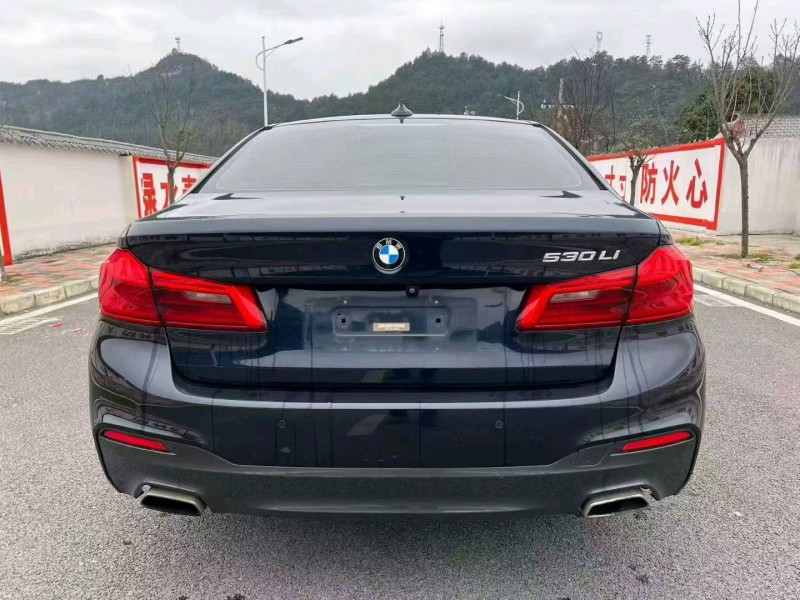 黔东南18年宝马5系4