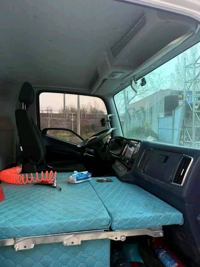 鹤壁25年解放解放卡车5