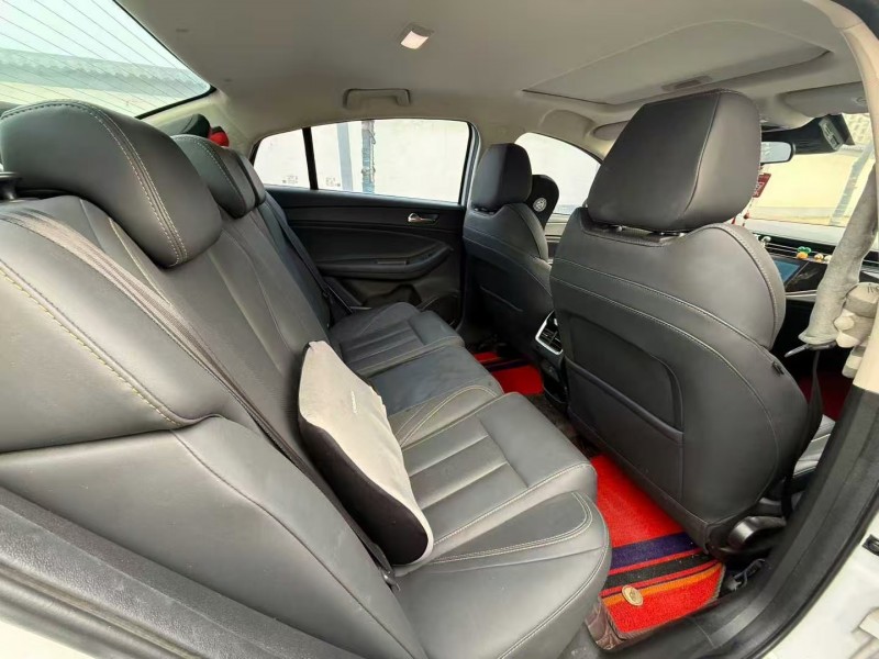 郑州23年奇瑞艾瑞泽4