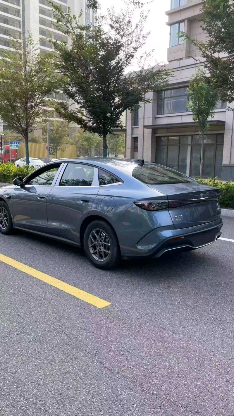 枣庄25年比亚迪海豹7