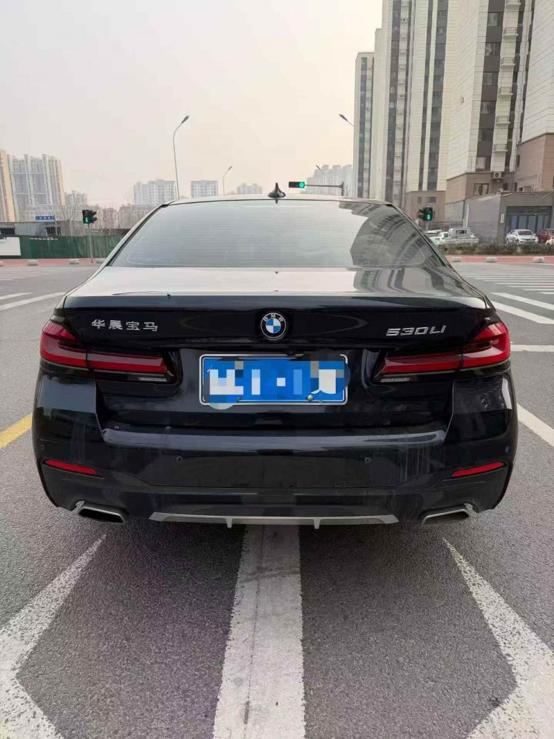 青岛22年宝马5系8