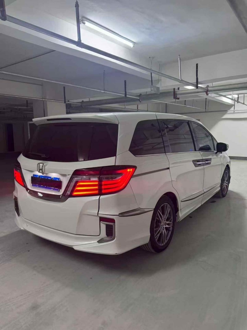 焦作20年本田艾力绅8