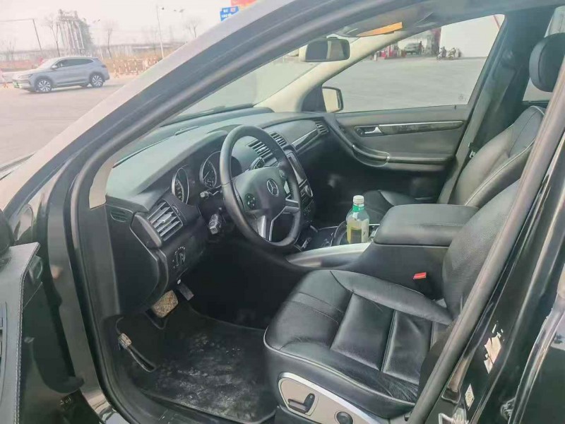 连云港17年奔驰R4