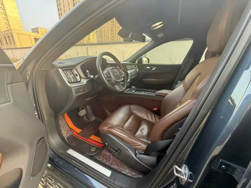 郑州23年沃尔沃XC606