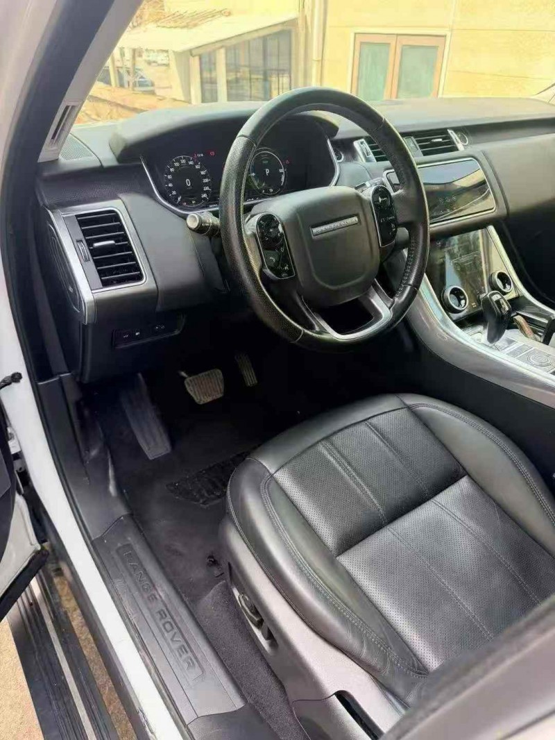 东营21年路虎揽胜运动6