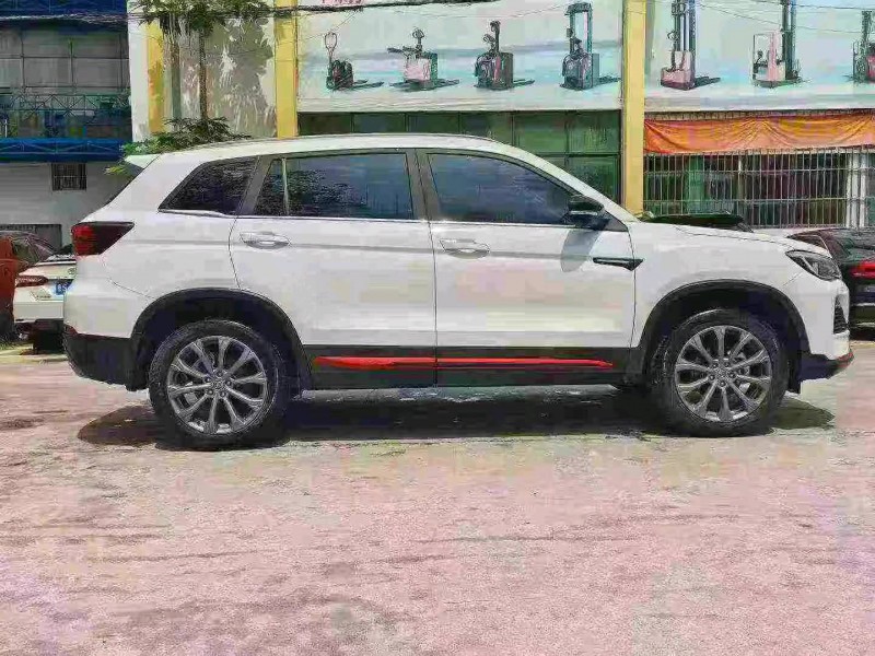 深圳24年长安汽车CS757