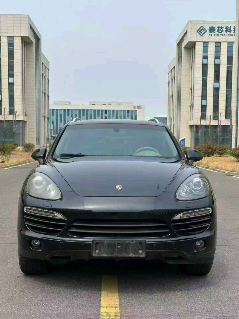 常州13年保时捷卡宴1