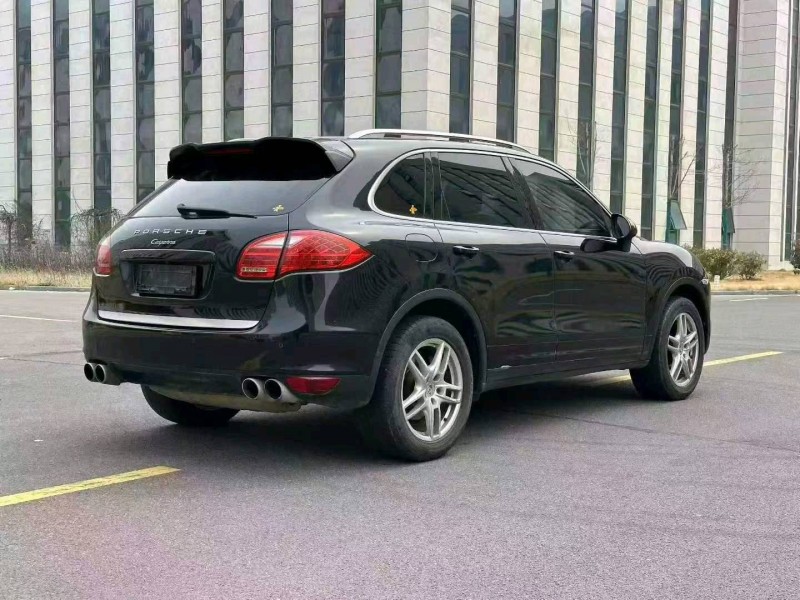 常州13年保时捷卡宴7