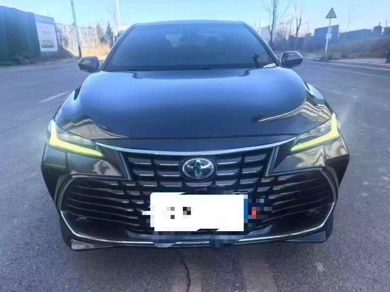 承德23年丰田亚洲龙1