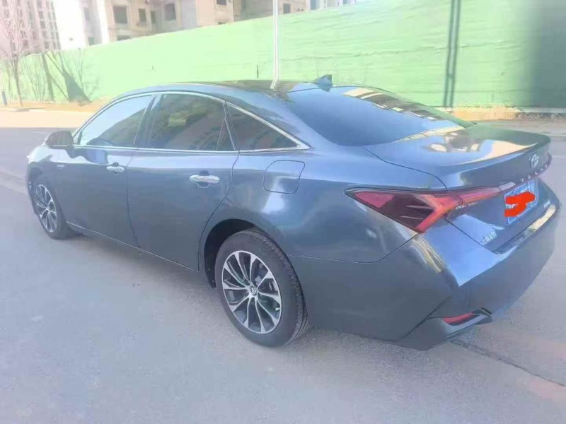 承德23年丰田亚洲龙7