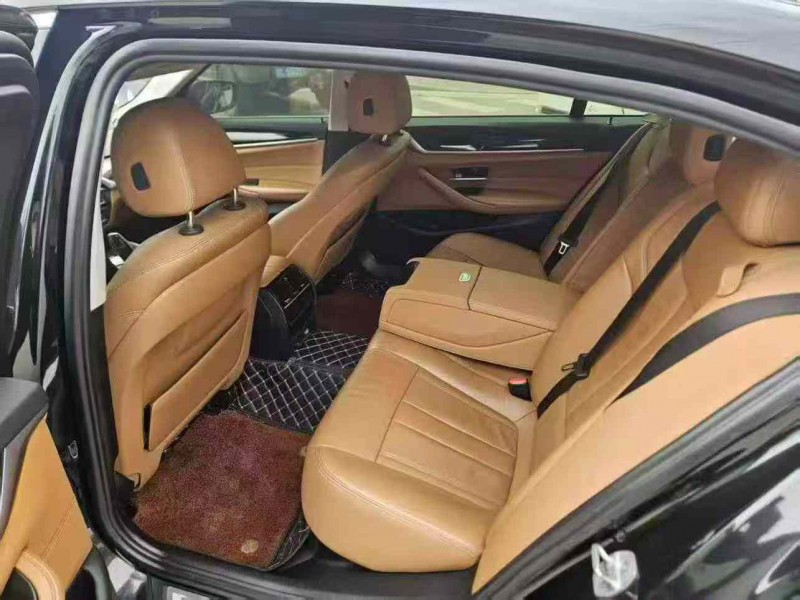 南宁18年宝马5系6