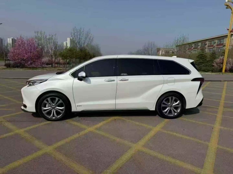 连云港25年丰田格瑞维亚7