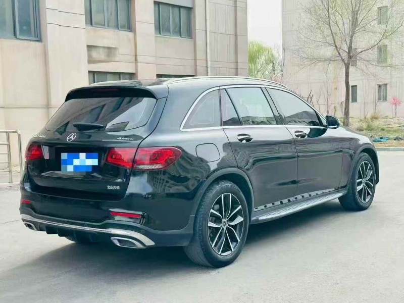 东营21年奔驰GLC7
