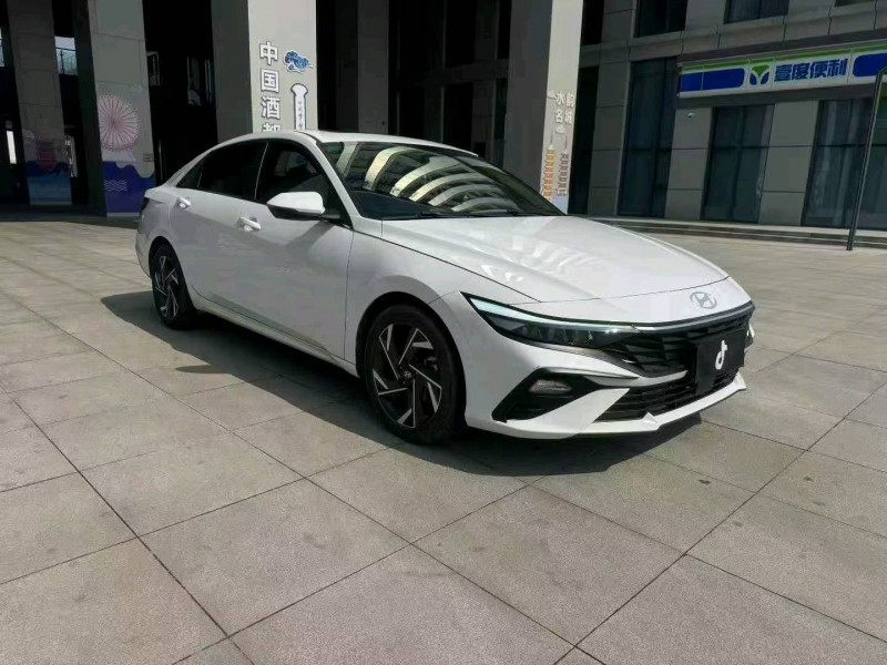 宿迁24年现代伊兰特3