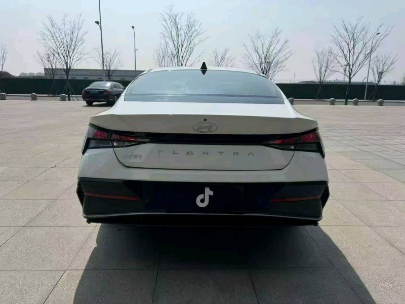 宿迁24年现代伊兰特5