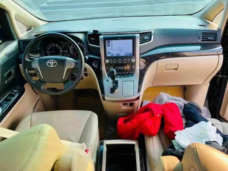 聊城13年丰田埃尔法6