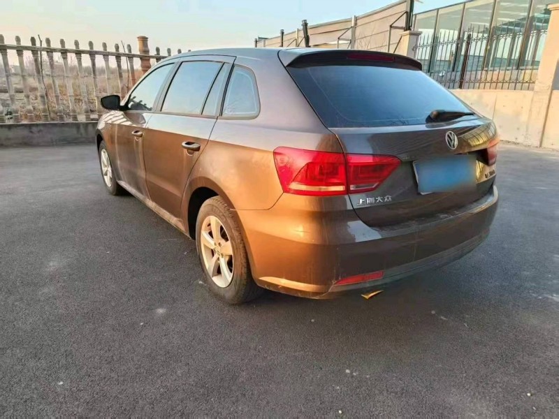 东营15年大众朗行4