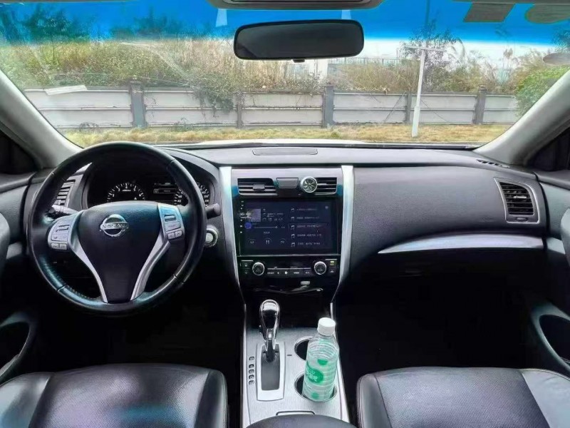 广州18年日产天籁4