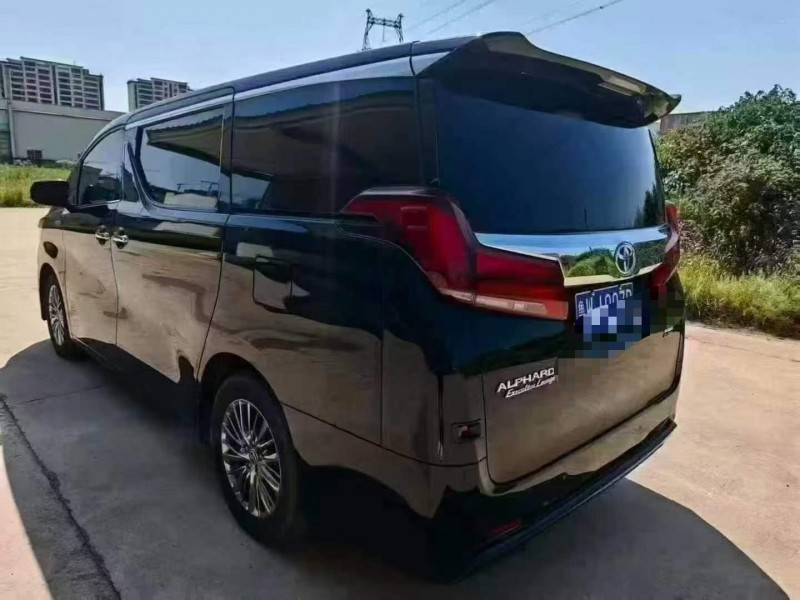 济宁20年丰田埃尔法7