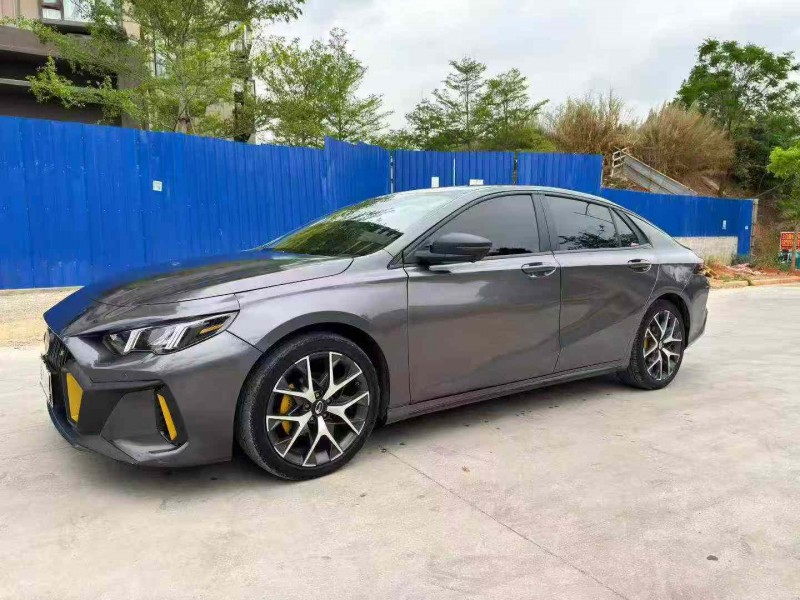 南宁21年传祺影豹3