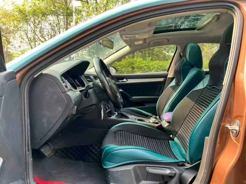 广州17年大众凌渡8