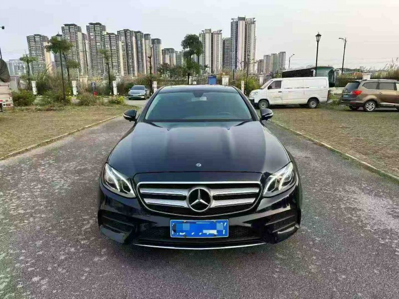 南宁18年奔驰E1
