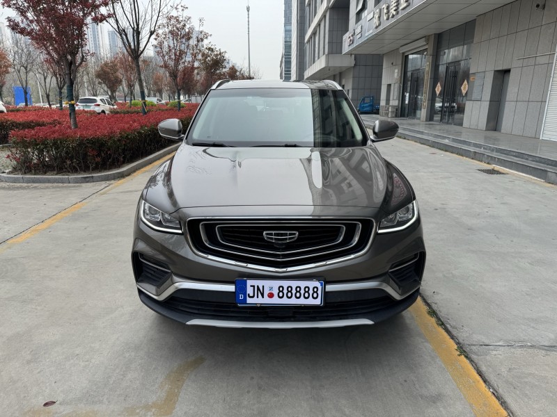 济宁21年吉利博越1