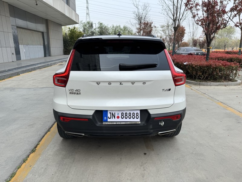 济宁20年沃尔沃XC409