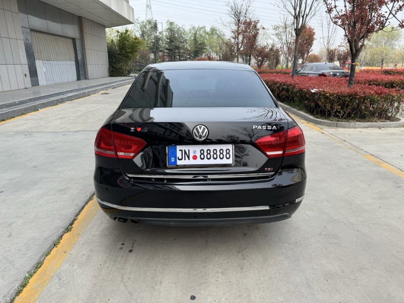 济宁14年大众帕萨特8