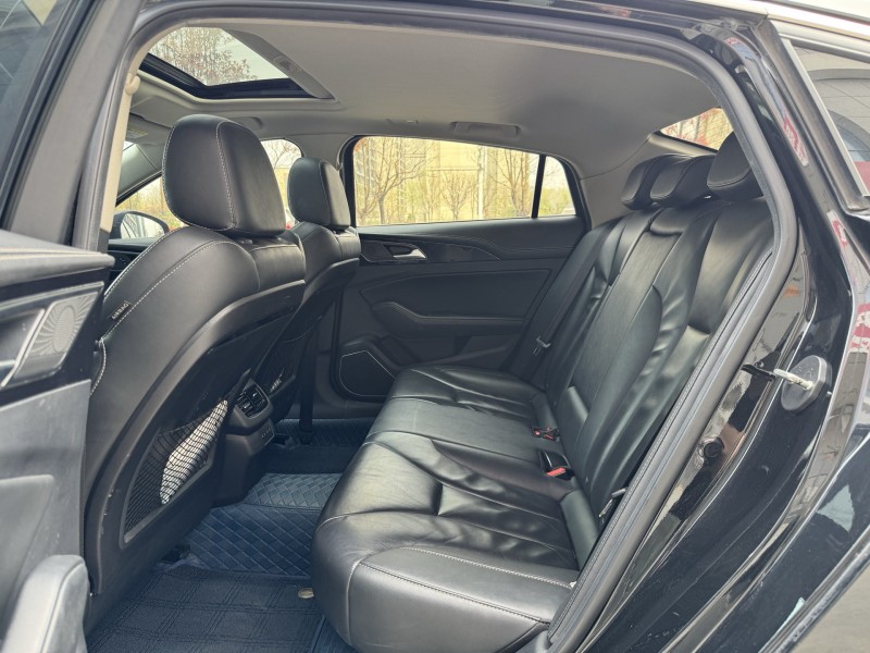 济宁20年红旗H56