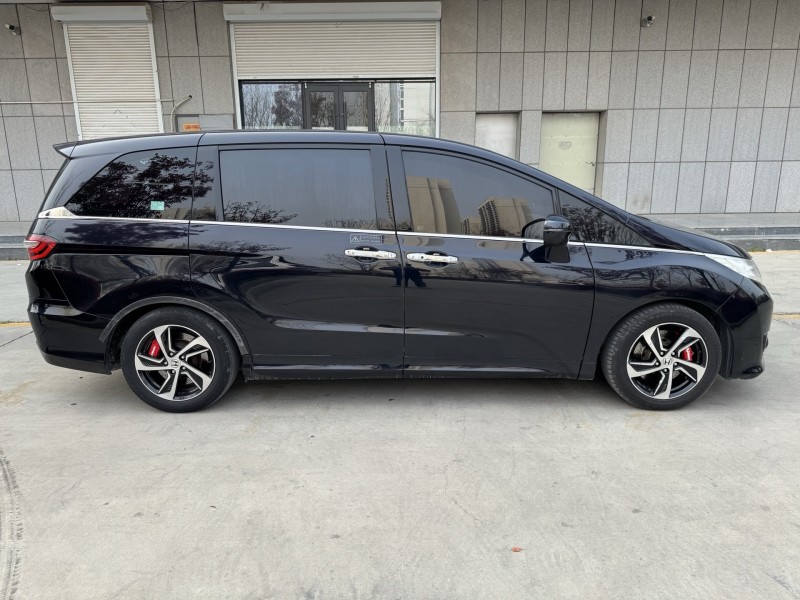 济宁17年本田奥德赛8