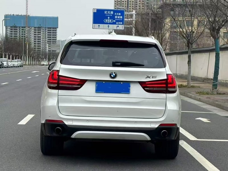 郑州17年宝马X59