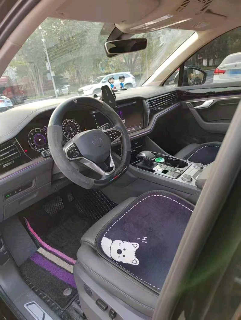 重庆24年大众途锐4