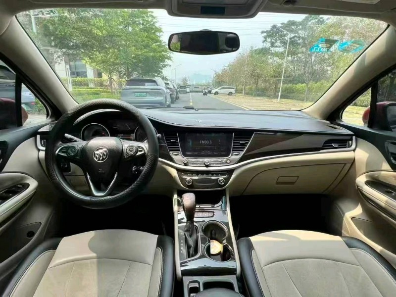 广州18年别克威朗8