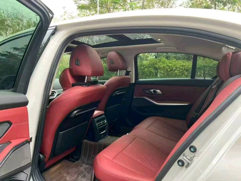 广州22年宝马3系7