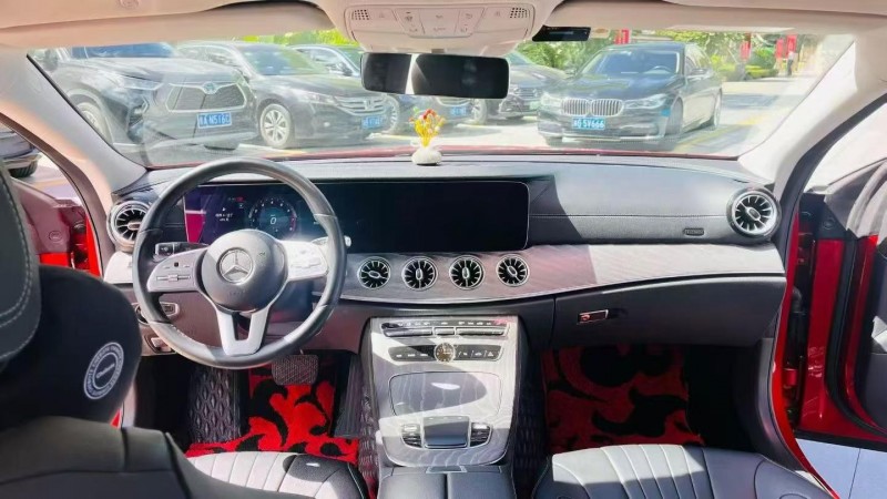 深圳19年奔驰CLS4