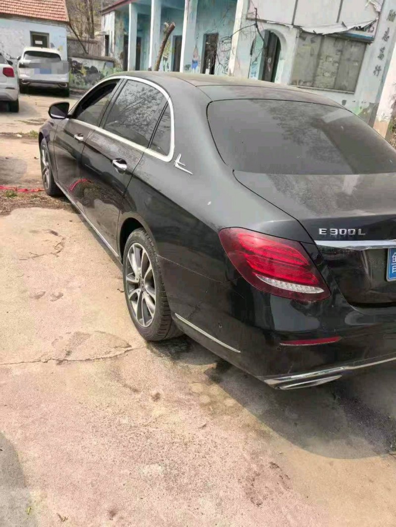 滨州19年奔驰E8