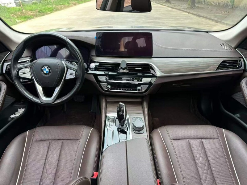 中山20年宝马5系3