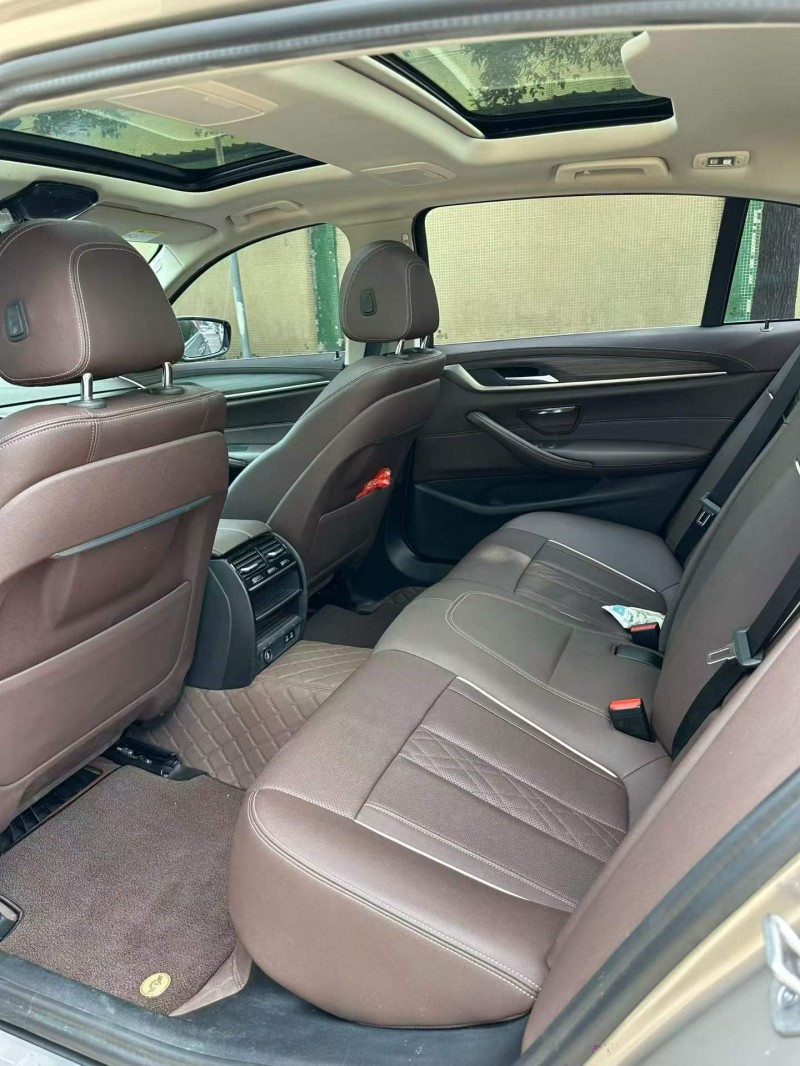 中山20年宝马5系6